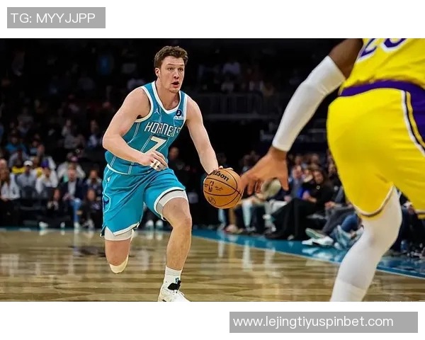 克尼佩尔生涯前十战创纪录成就150分30三分NBA历史首位球员